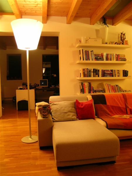 Melampo Mega terra Artemide - stojací lampa