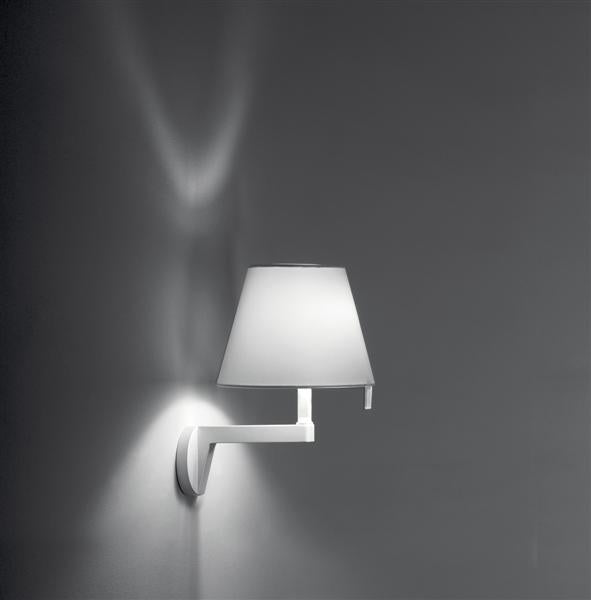 Melampo parete Artemide - nástěnné svítidlo