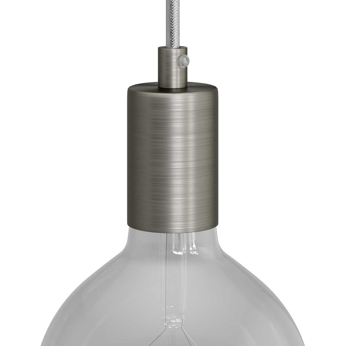 Válcová kovová objímka E27 s průměrem 42 mm a délkou 62 mm v sadě