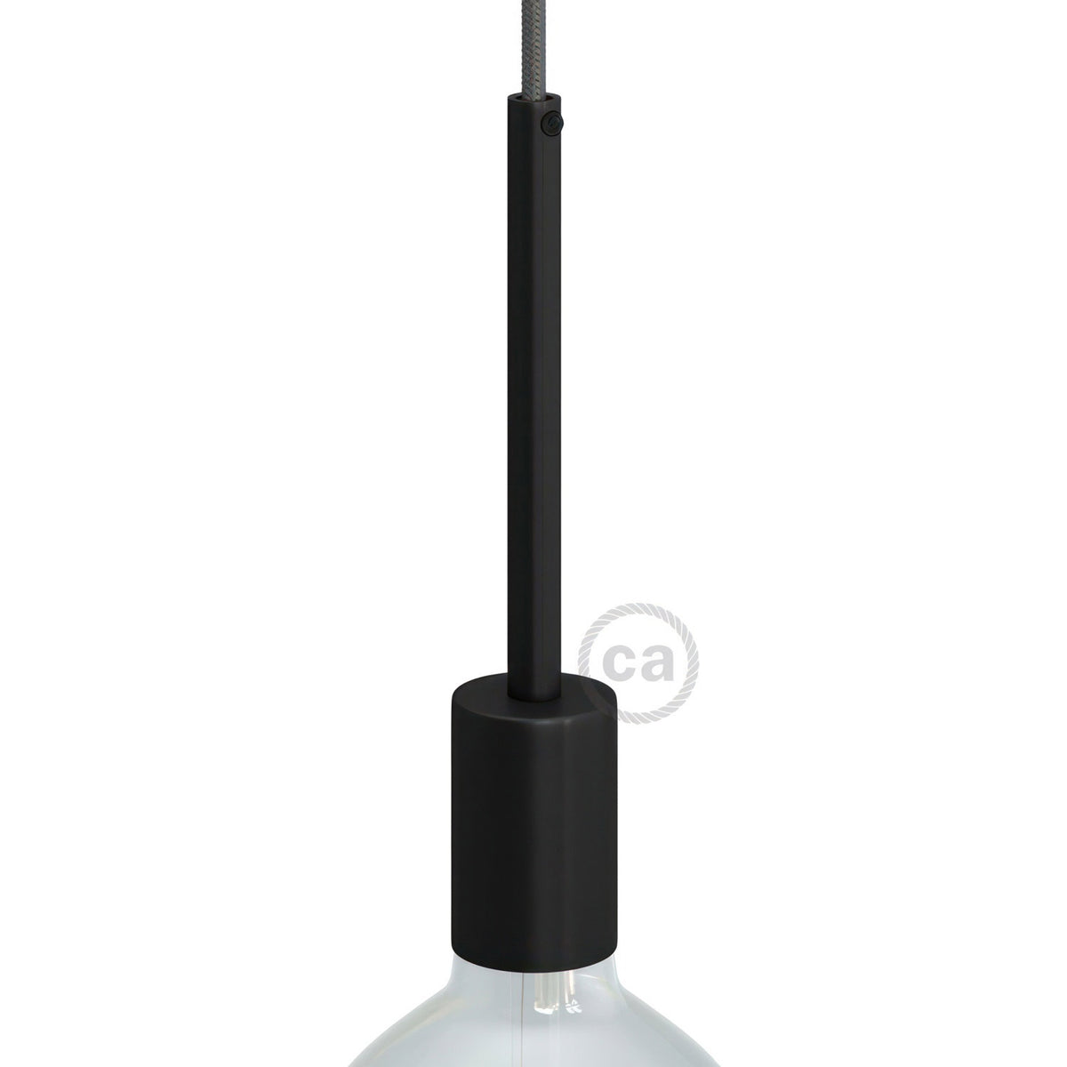 Válcová kovová objímka E27 s 15cm kabelovou průchodkou, průměr 42 mm