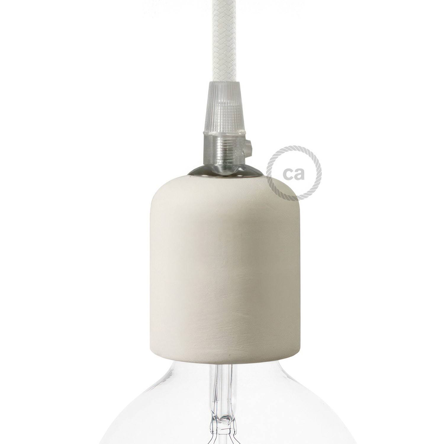 Keramická objímka E27 s ruční úpravou, průměr 54 mm