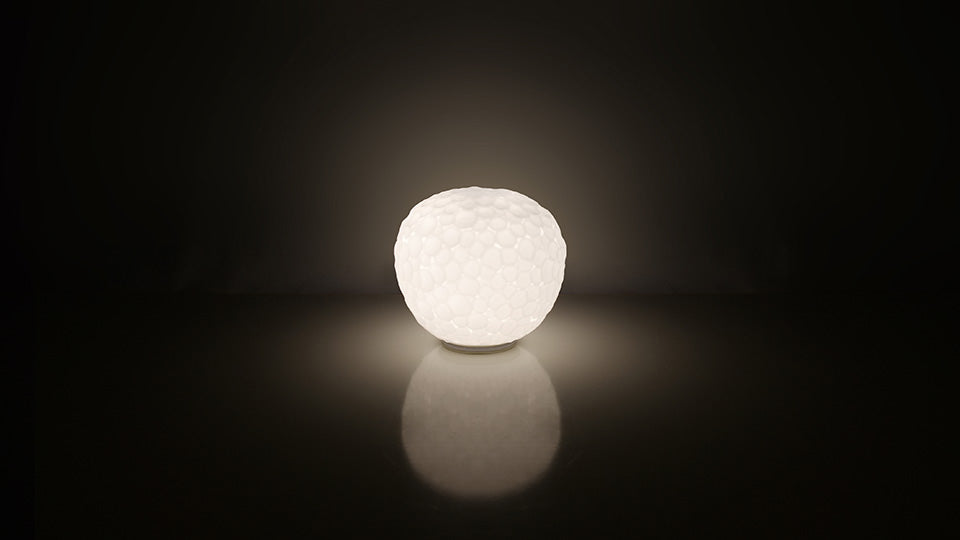 Meteorite stolní Artemide - stolní lampa
