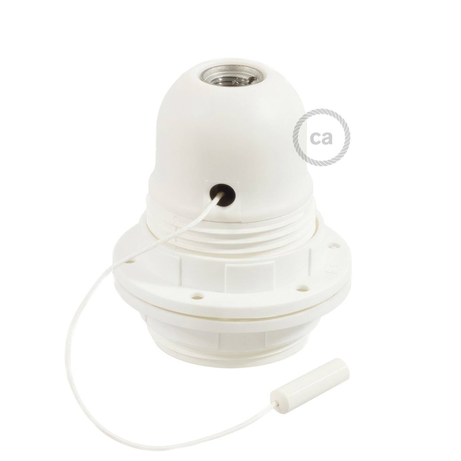 Objímka E27 z termoplastu s kroužky a tahacím vypínačem, průměr 40 mm