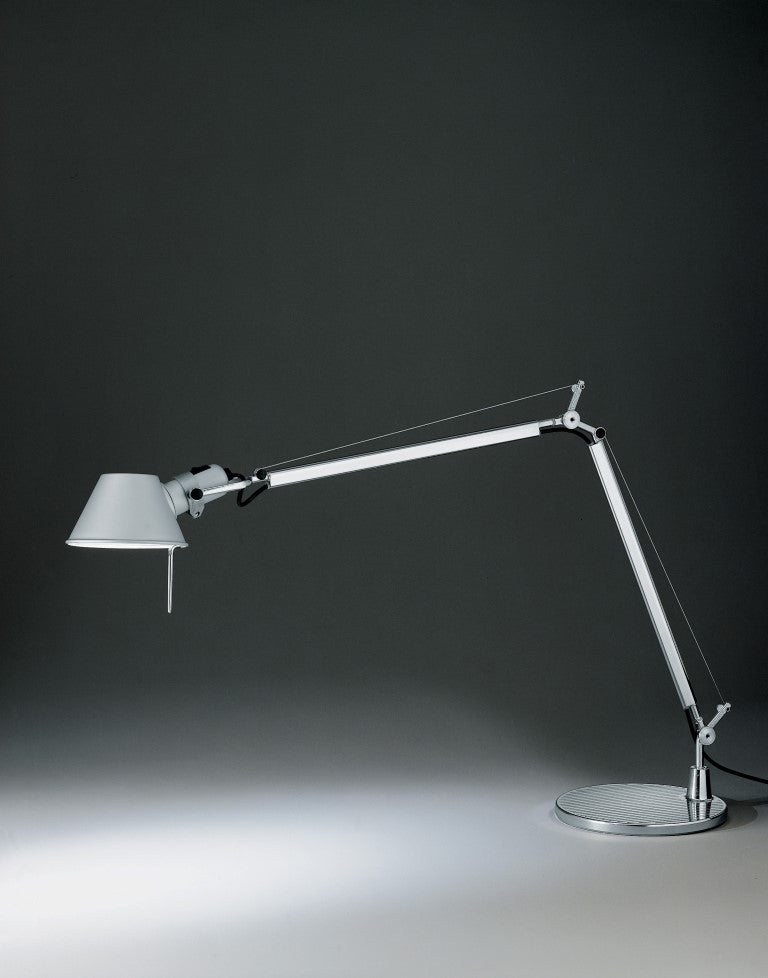 Tolomeo tavolo s podstavcem - E27 Artemide - stolní lampa