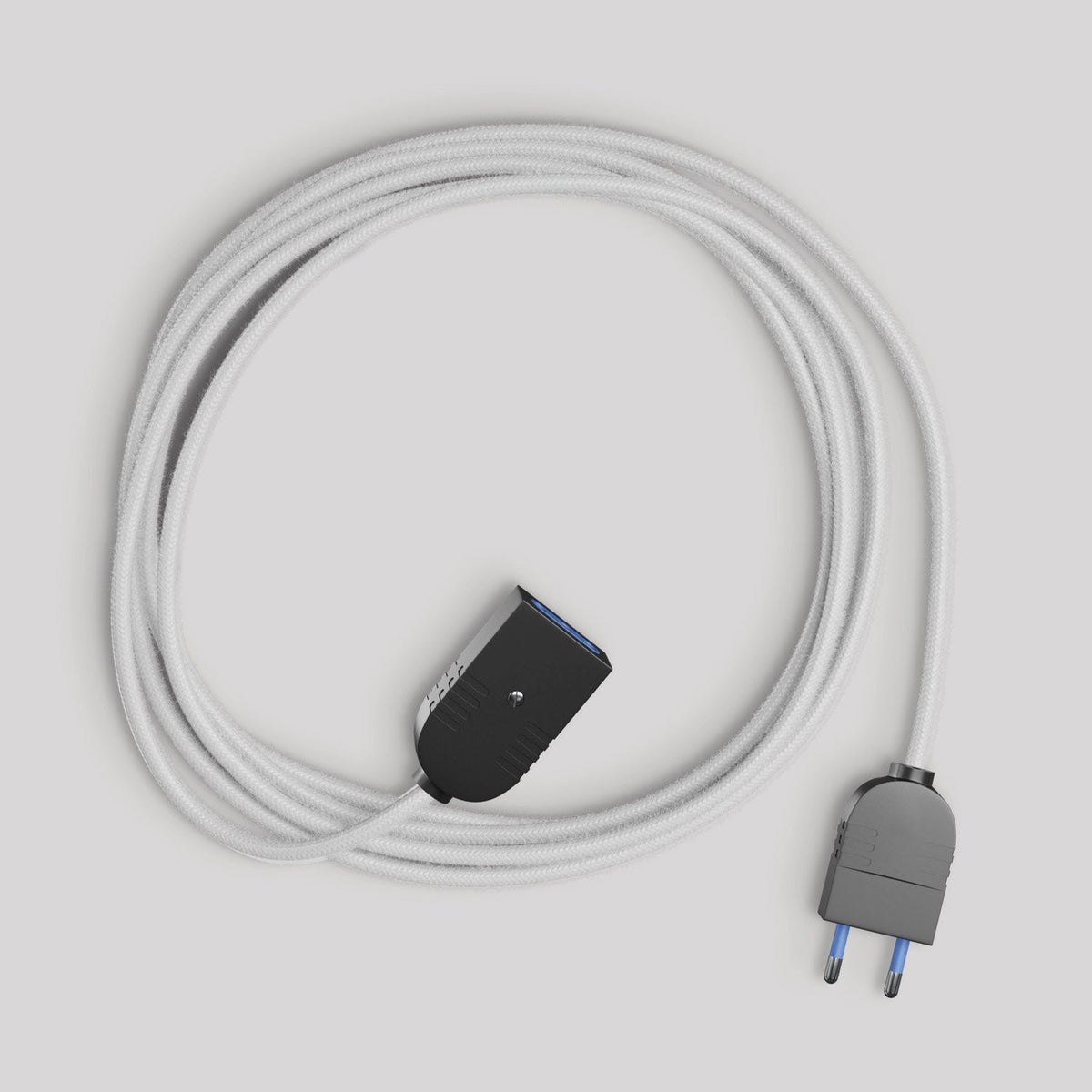 Lesklý bílý textilní prodlužovací kabel 2P 10A, DVOJITĚ IZOLOVANÝ, 300V