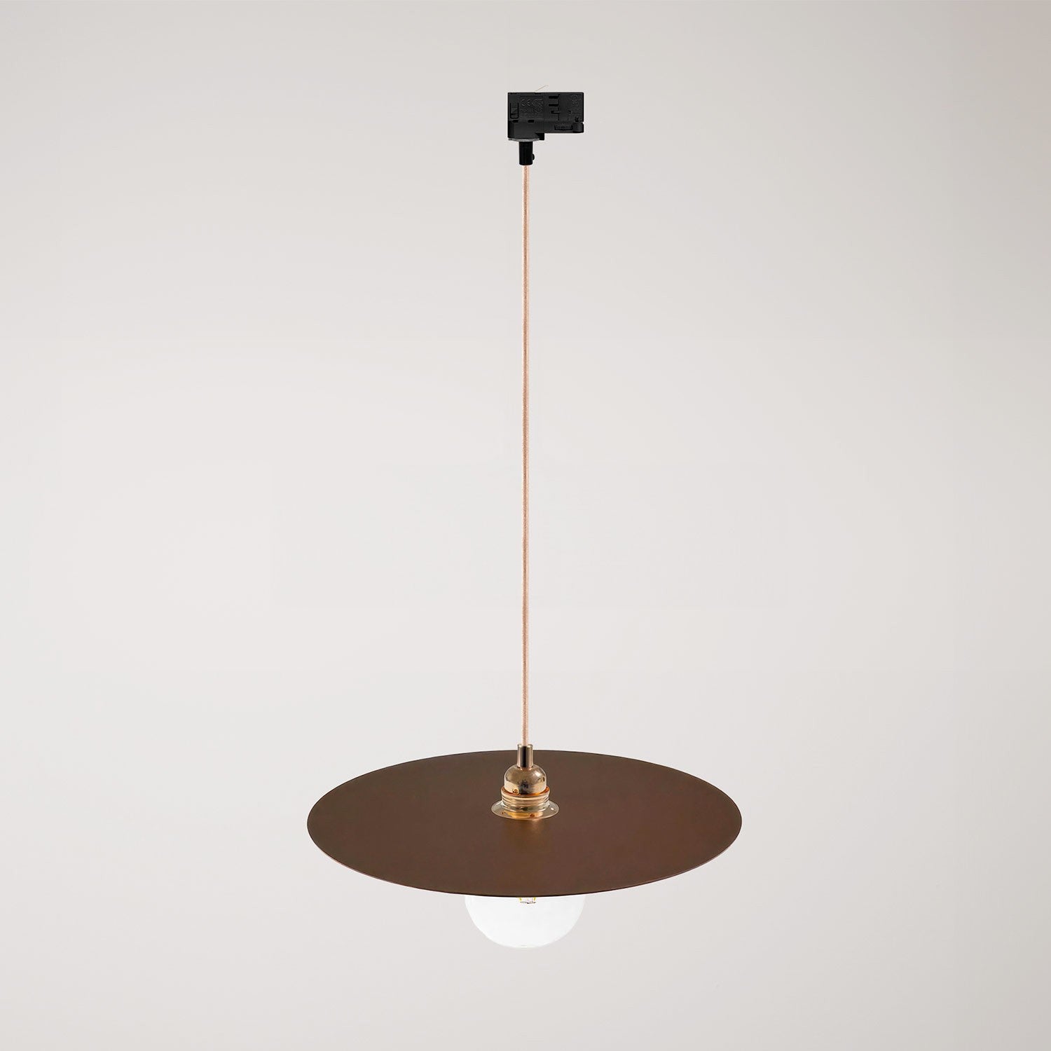 Závěsná lampa Ellepi XL s lakovaným železem, ø 400 mm, E27, max. 57 W