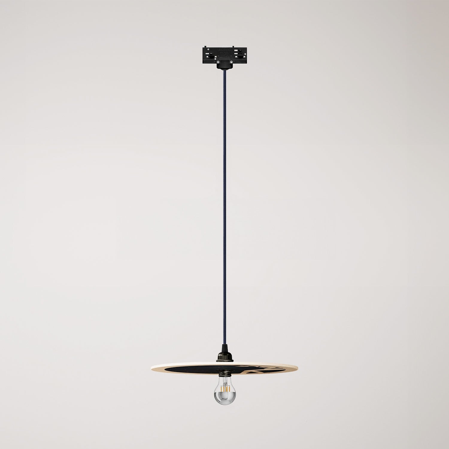 Závěsná lampa UFO z topolového dřeva, ø 330 mm, max. 57 W