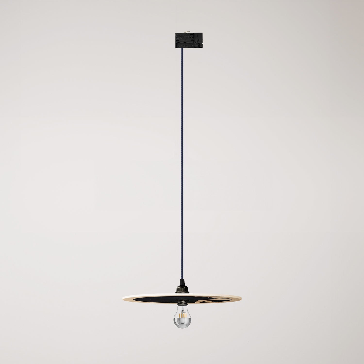 Závěsná lampa UFO z topolového dřeva, ø 330 mm, max. 57 W