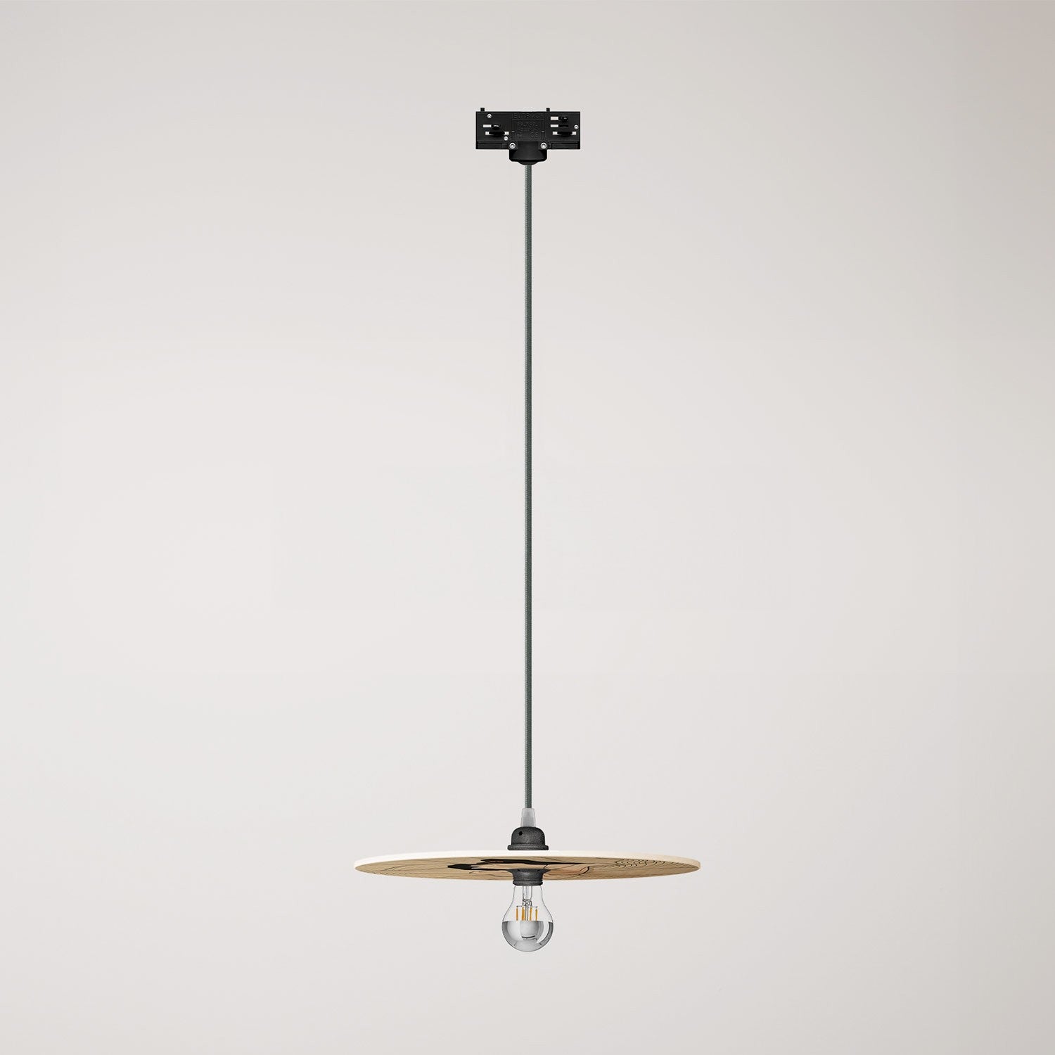 Závěsná lampa UFO z topolového dřeva, ø 330 mm, max. 57 W