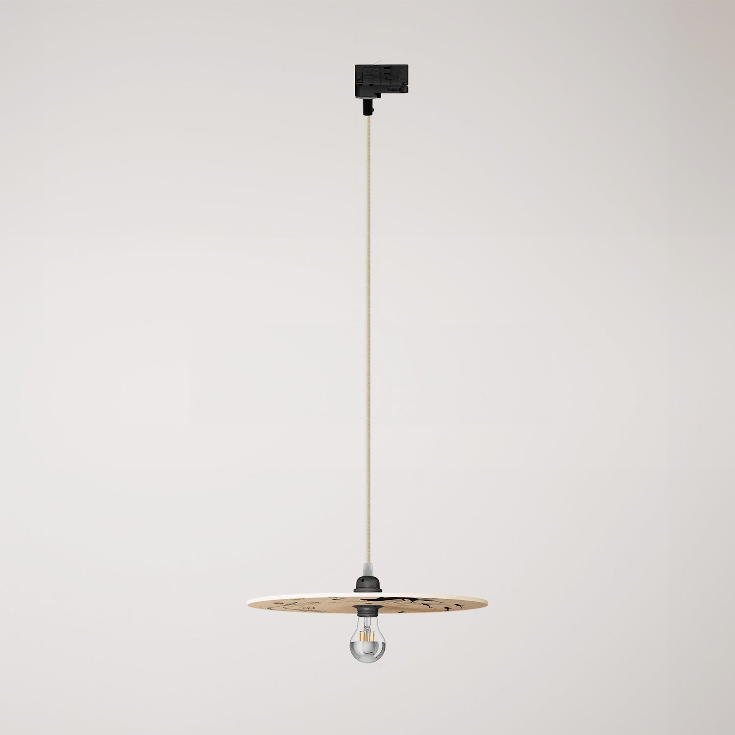 Závěsná lampa UFO z topolového dřeva, ø 330 mm, max. 57 W