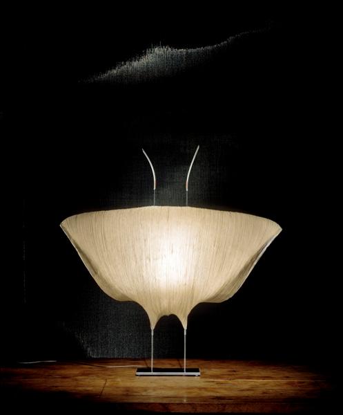 Samurai Ingo Maurer - stolní lampa