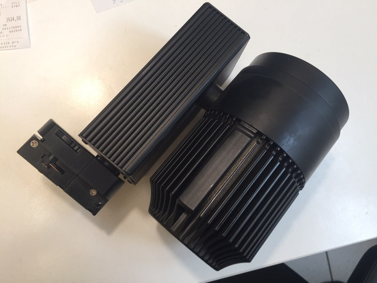 LED reflektor černý 36W 4000K CRI95 (bazar)