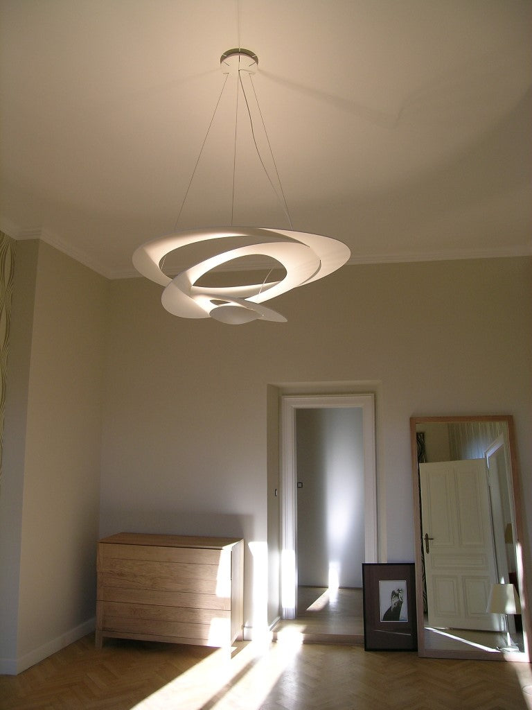 Pirce sospensione Artemide - závěsné svítidlo