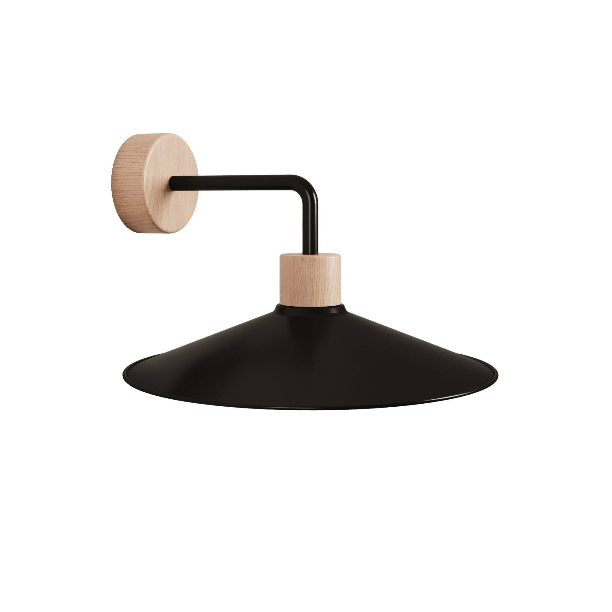 Dřevěná nástěnná lampa Swing s kovovým stínidlem Ø 30 cm a výkonem 70 W - Fermaluce Wood