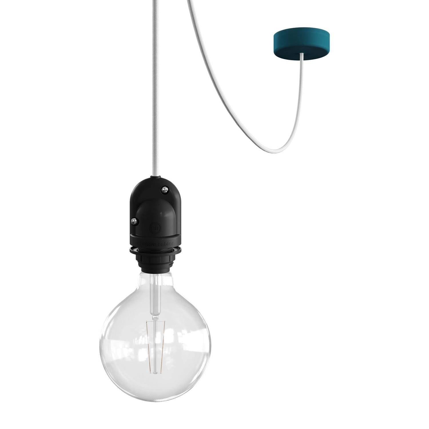 EIVA Exteriérová závěsná lampa s 5m neoprénovým kabelem a IP65 voděodolností