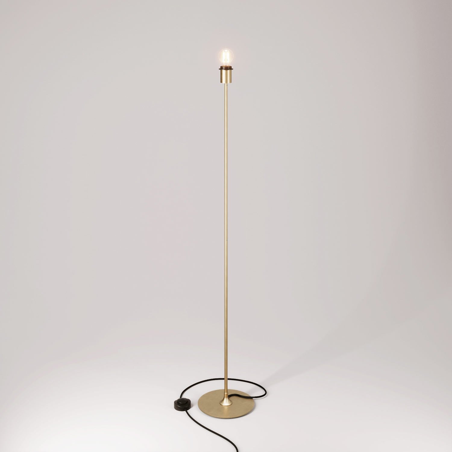 Stojací lampa MAG-Y s kovovým podstavcem, E27, 806 lm, teplé světlo 2700K