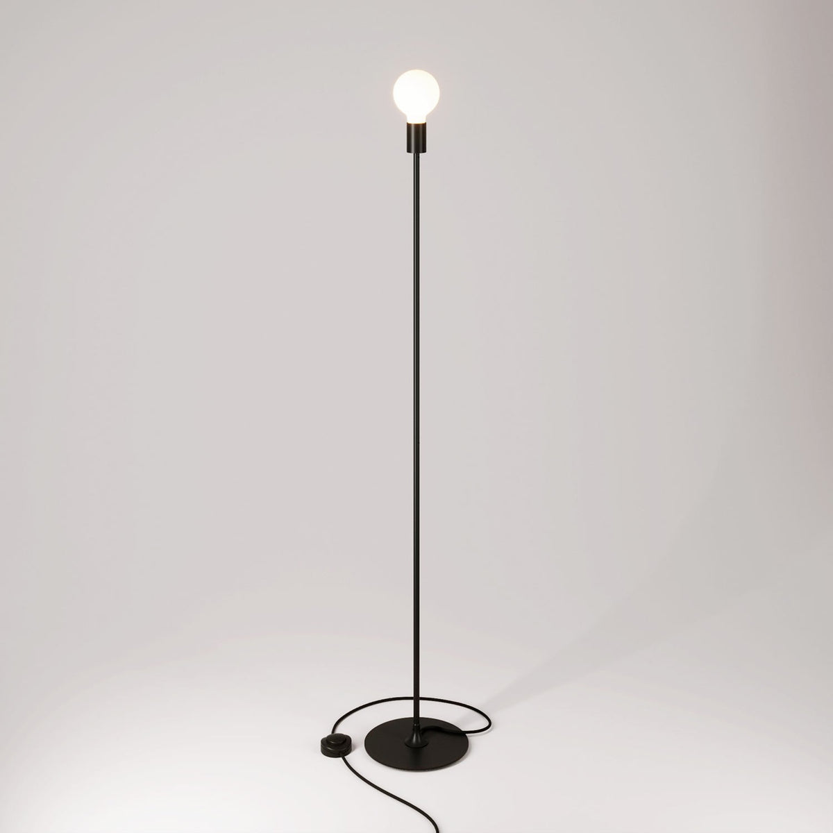 Stojací lampa MAG-Y s kovovým podstavcem, LED 12 W, teplé světlo 2700 K