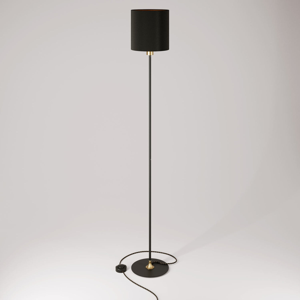 Stojací lampa MAG-Y s kovovým podstavcem a stínidlem Cilindro M, 57 W, teplé světlo 2700K