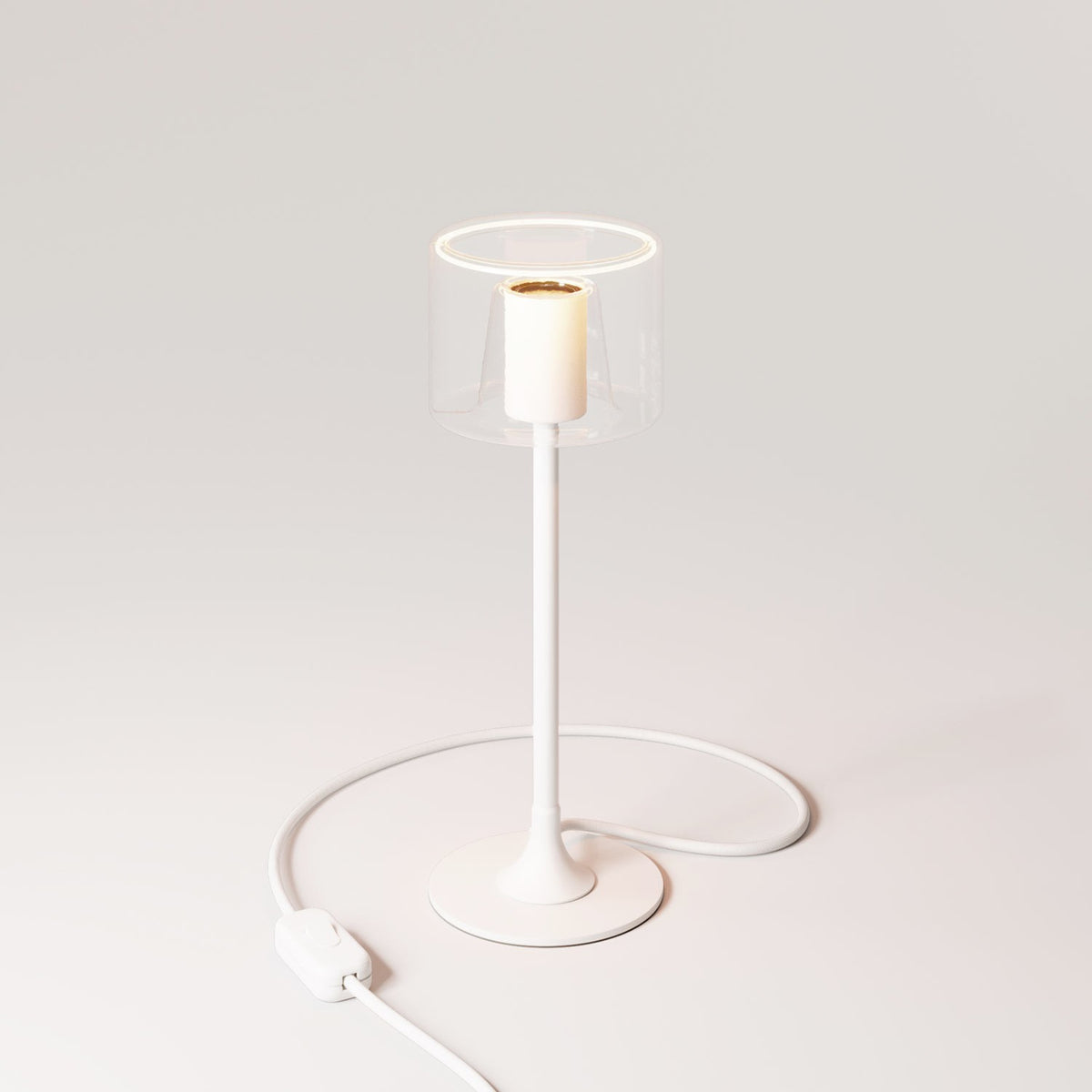 Stolní lampa MAG-Y s kulatým kovovým podstavcem a průhlednou žárovkou Ghost, max. 42 W, teplé světlo 2200K