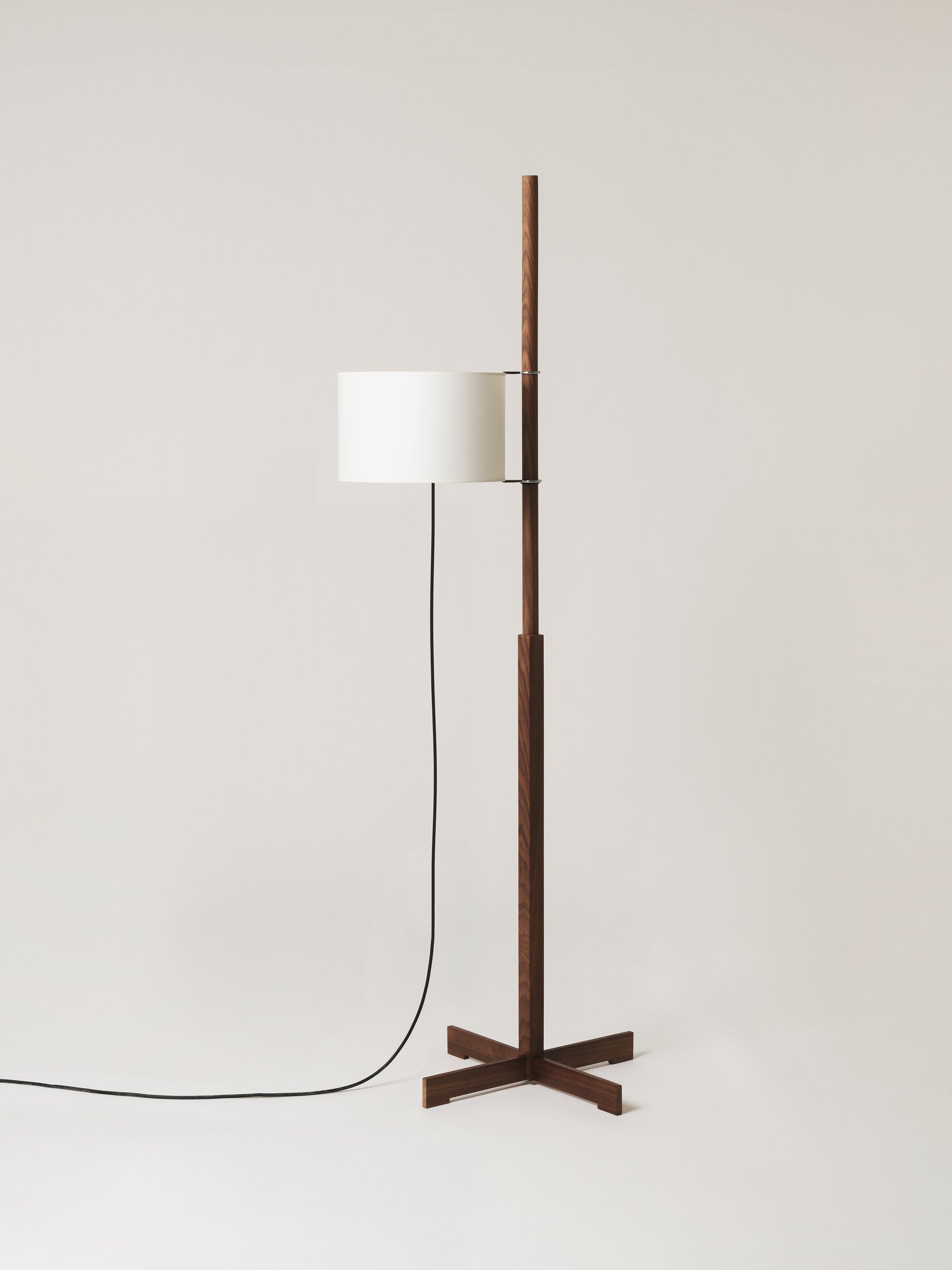 TMM - stojací lampa