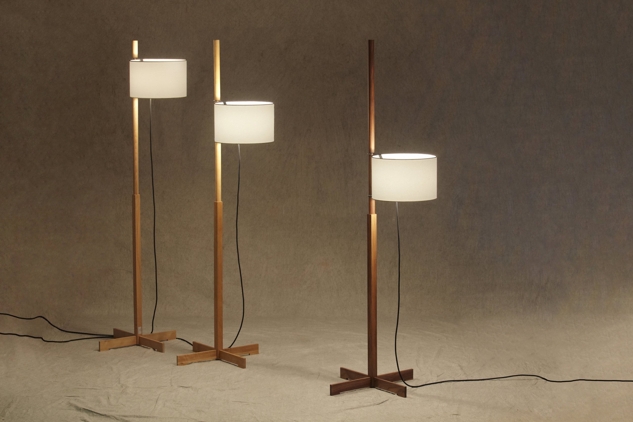 TMM - stojací lampa