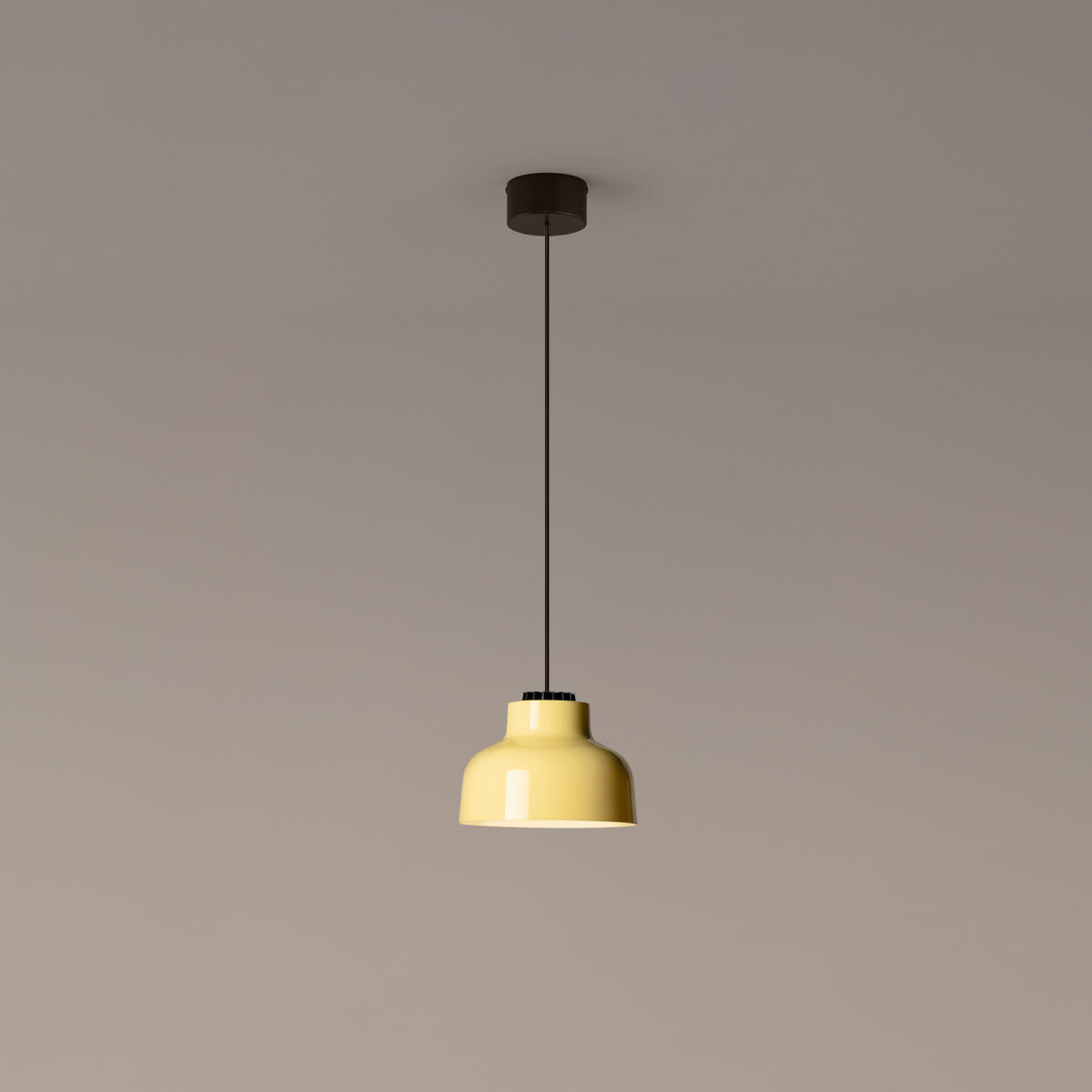 M64 Pendant