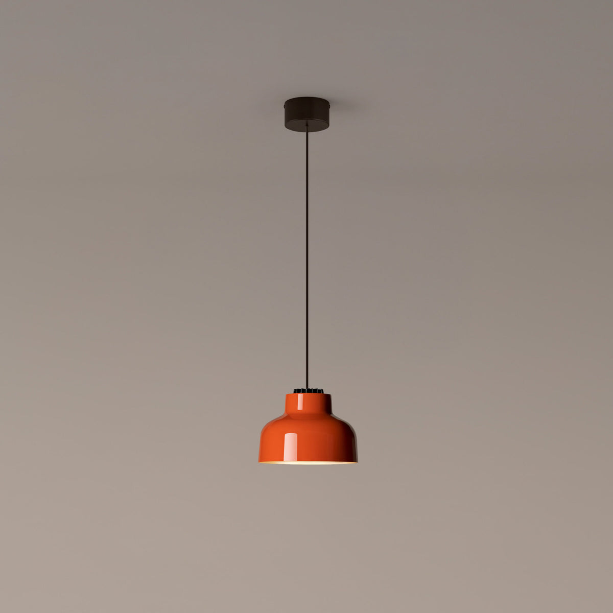 M64 Pendant