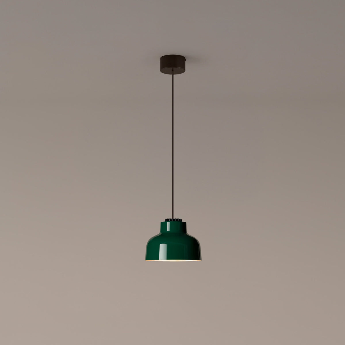 M64 Pendant