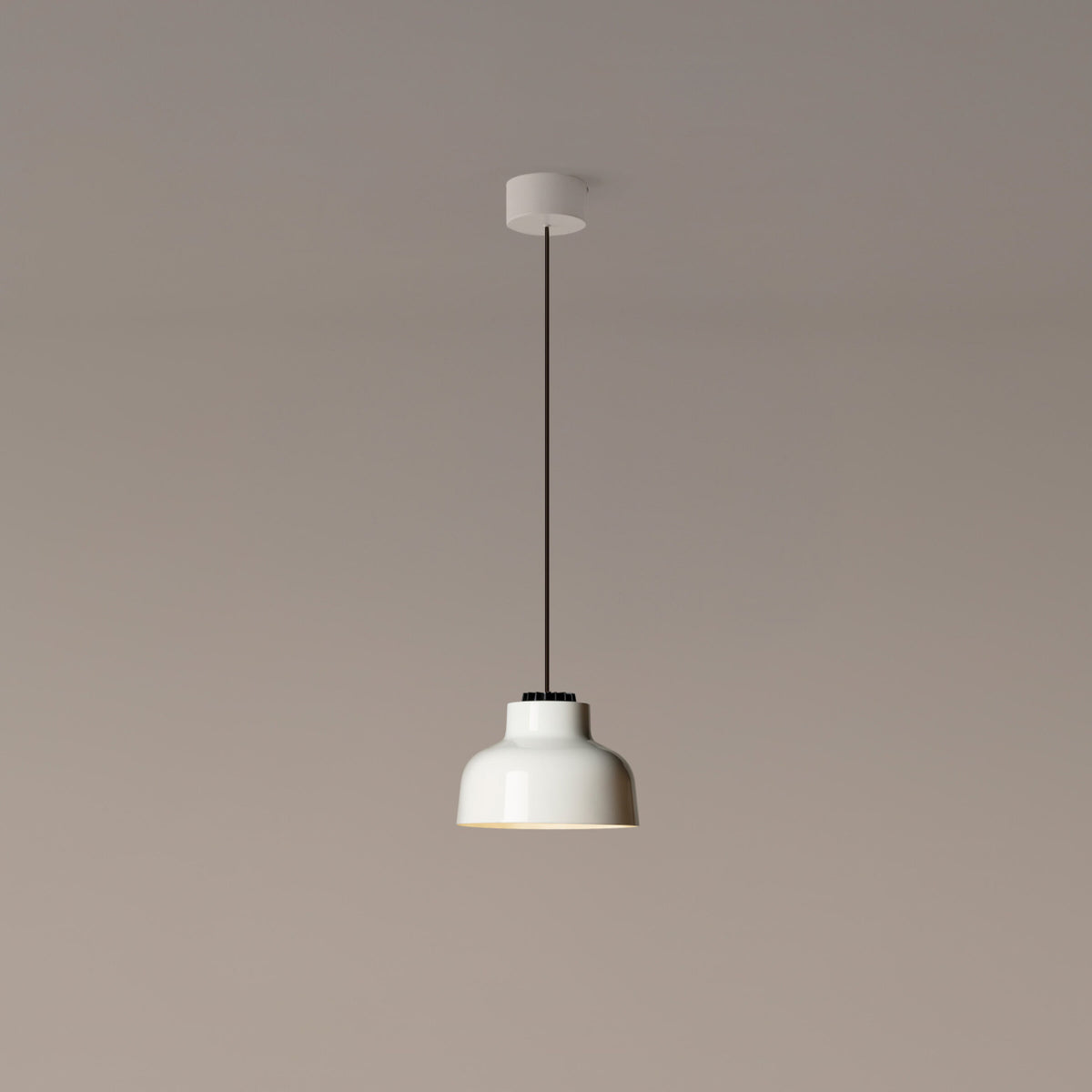 M64 Pendant