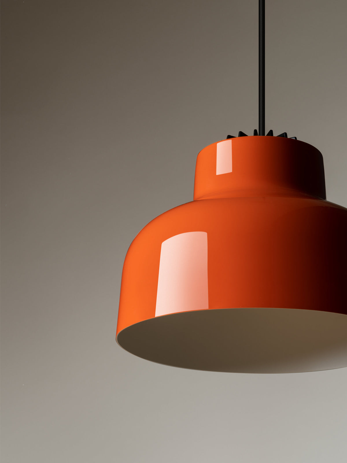 M64 Pendant