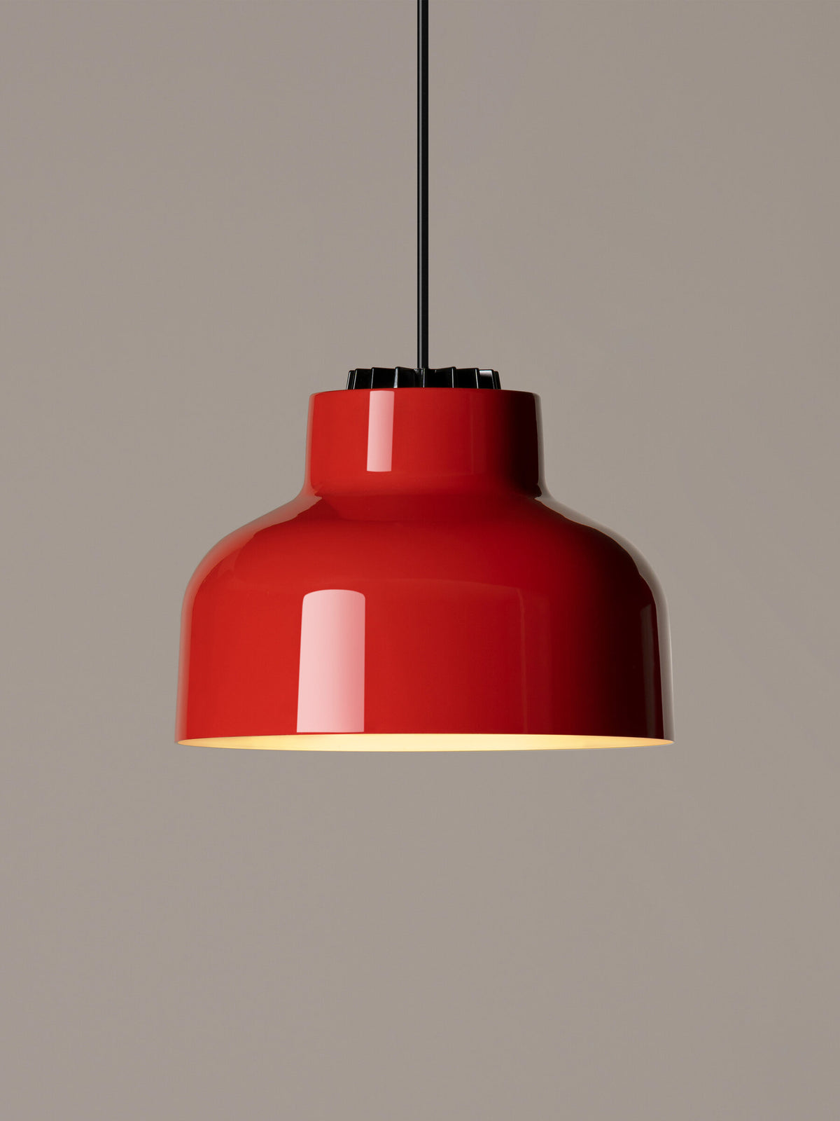 M64 Pendant