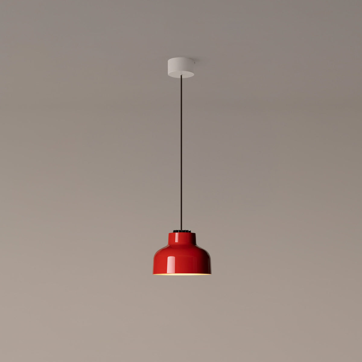 M64 Pendant
