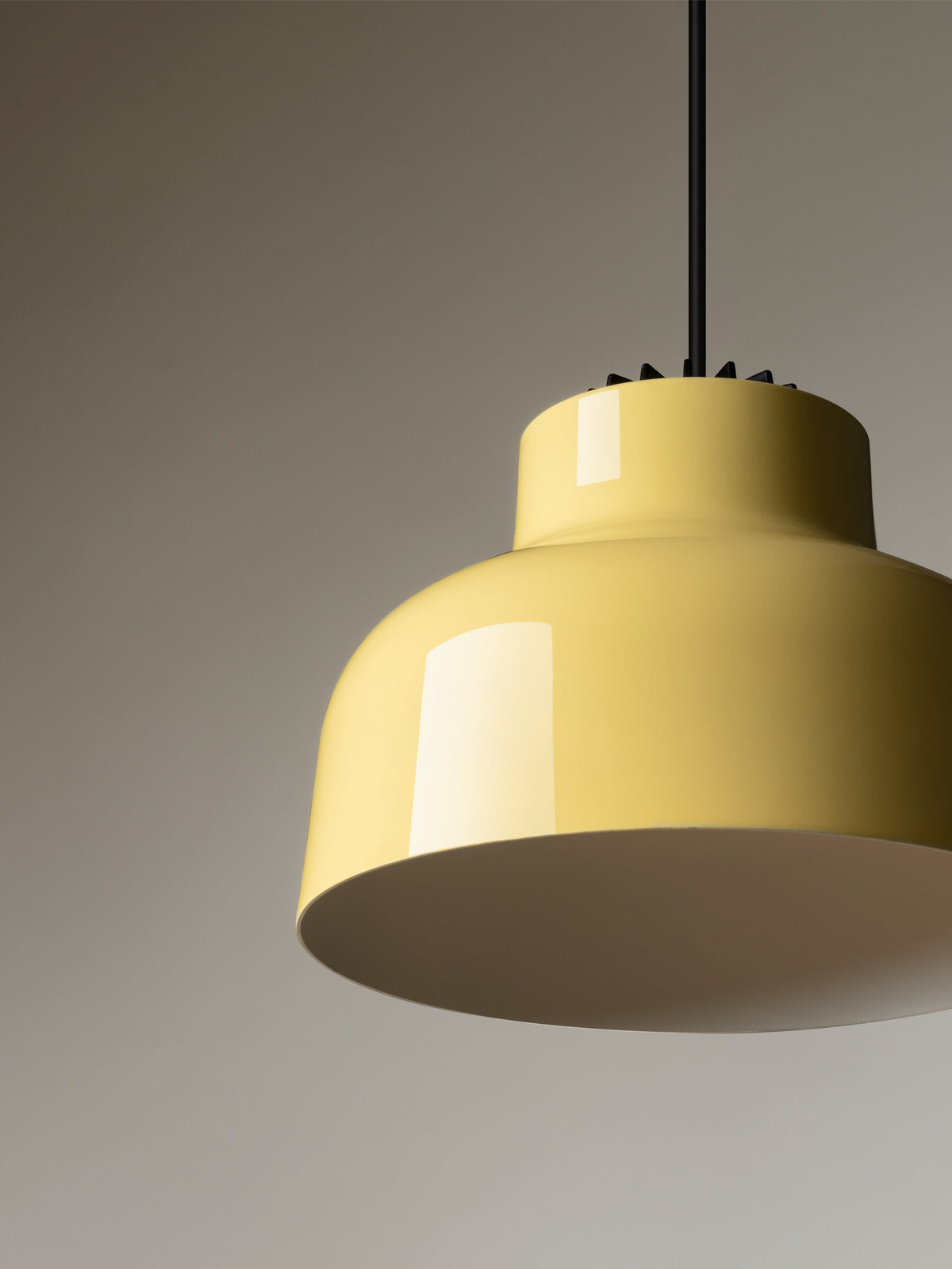 M64 Pendant