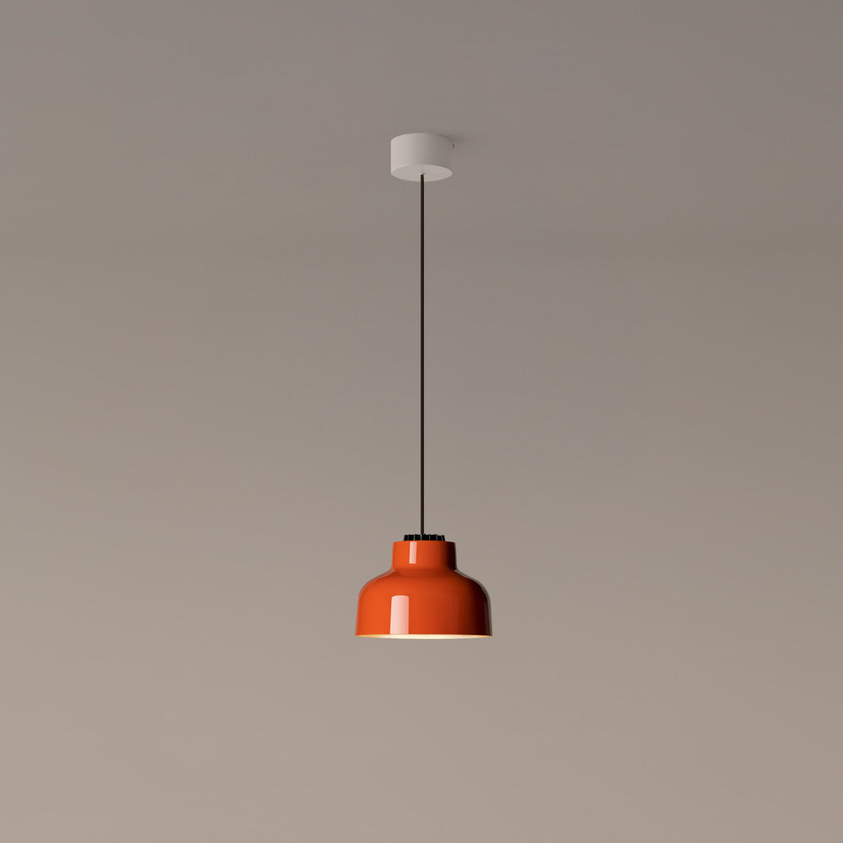 M64 Pendant