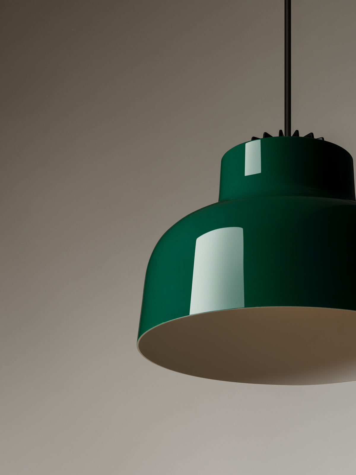 M64 Pendant
