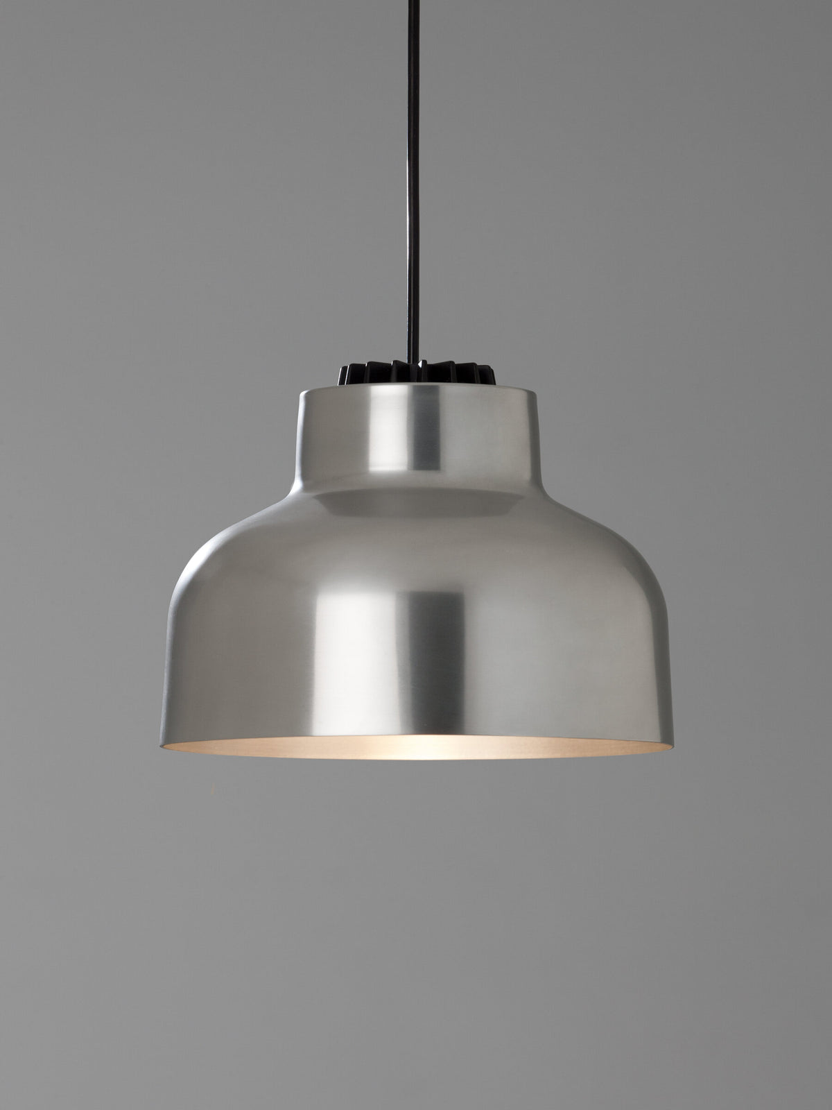 M64 Pendant
