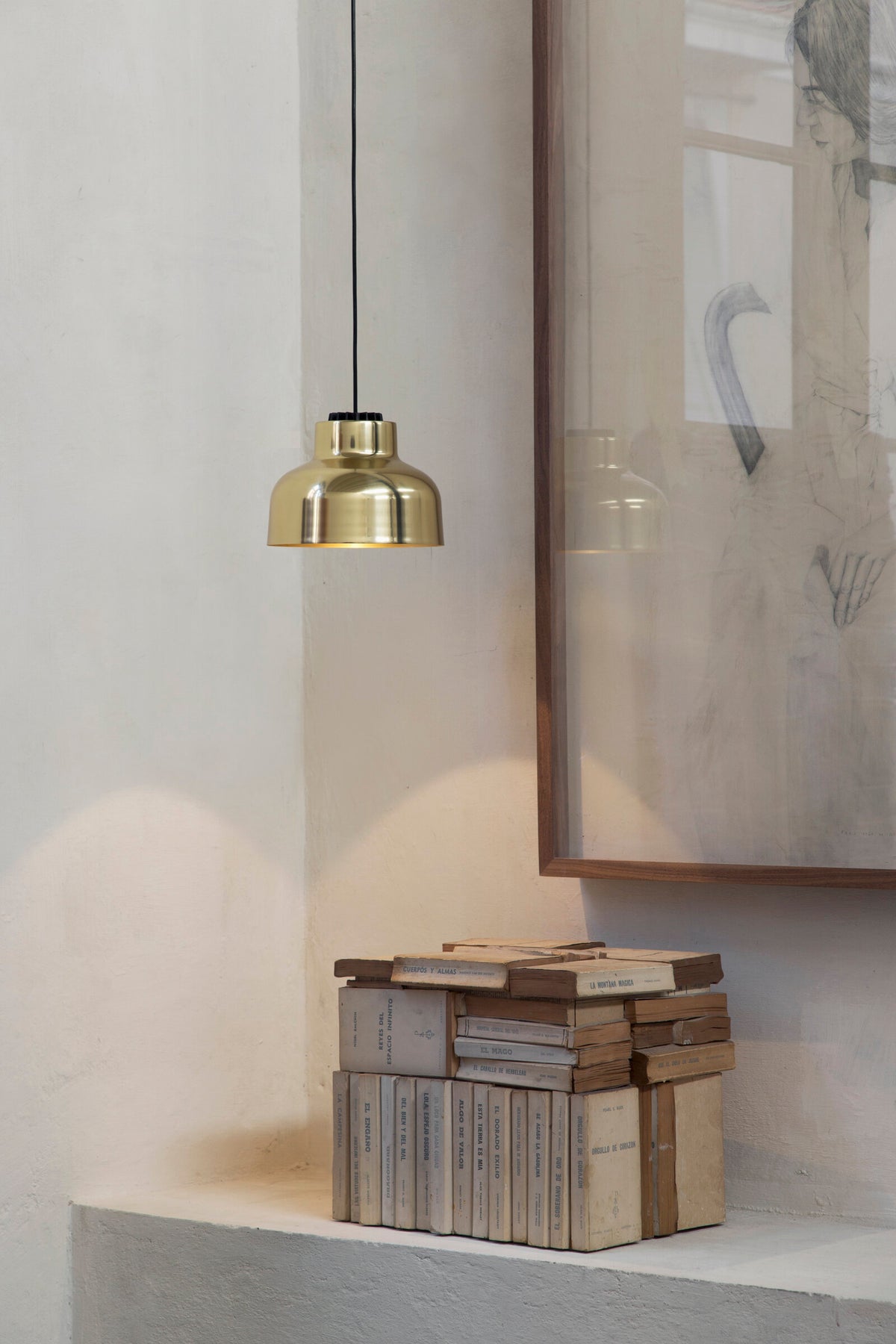 M64 Pendant