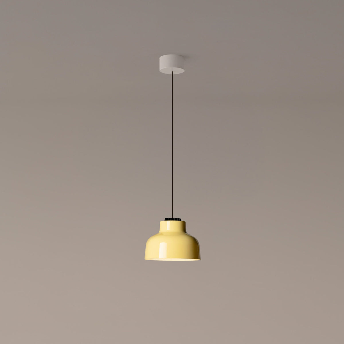 M64 Pendant
