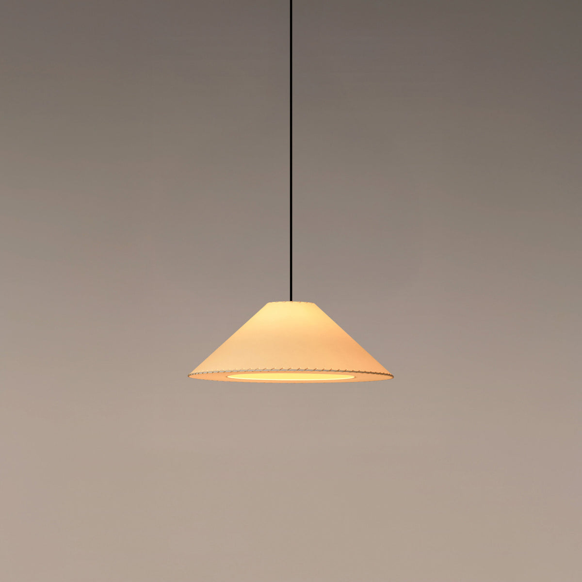 Sísísí Cónicas Planas MT5 Pendant