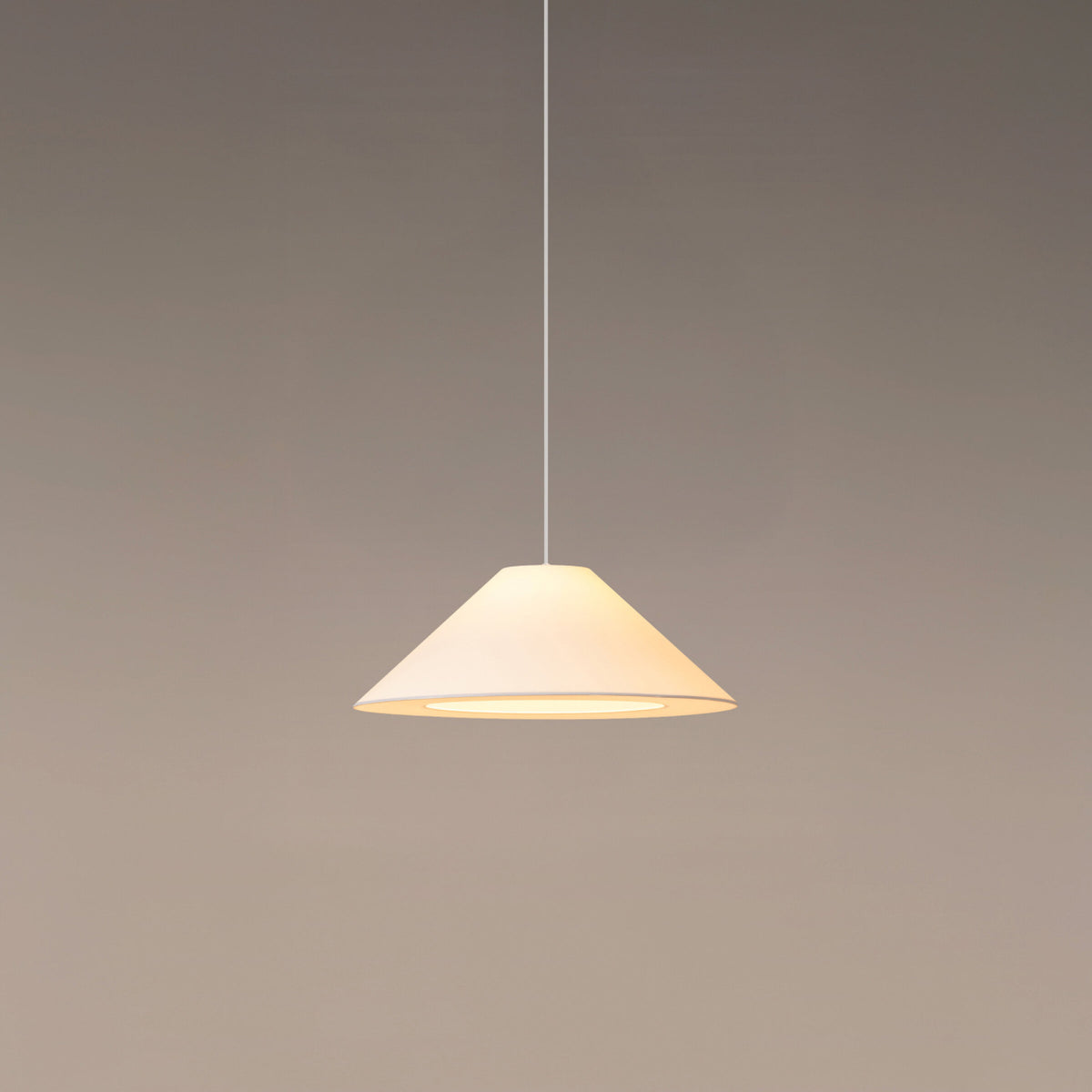 Sísísí Cónicas Planas MT5 Pendant