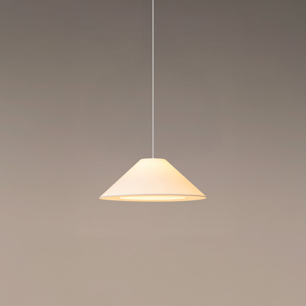 Sísísí Cónicas Planas MT5 Pendant