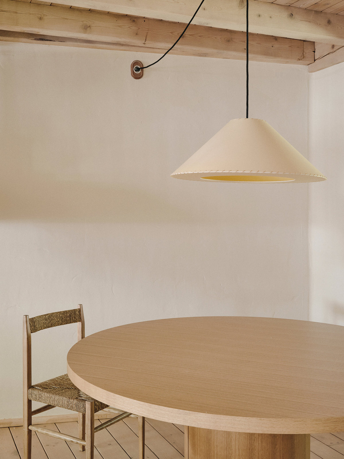 Sísísí Cónicas Planas MT5 Pendant