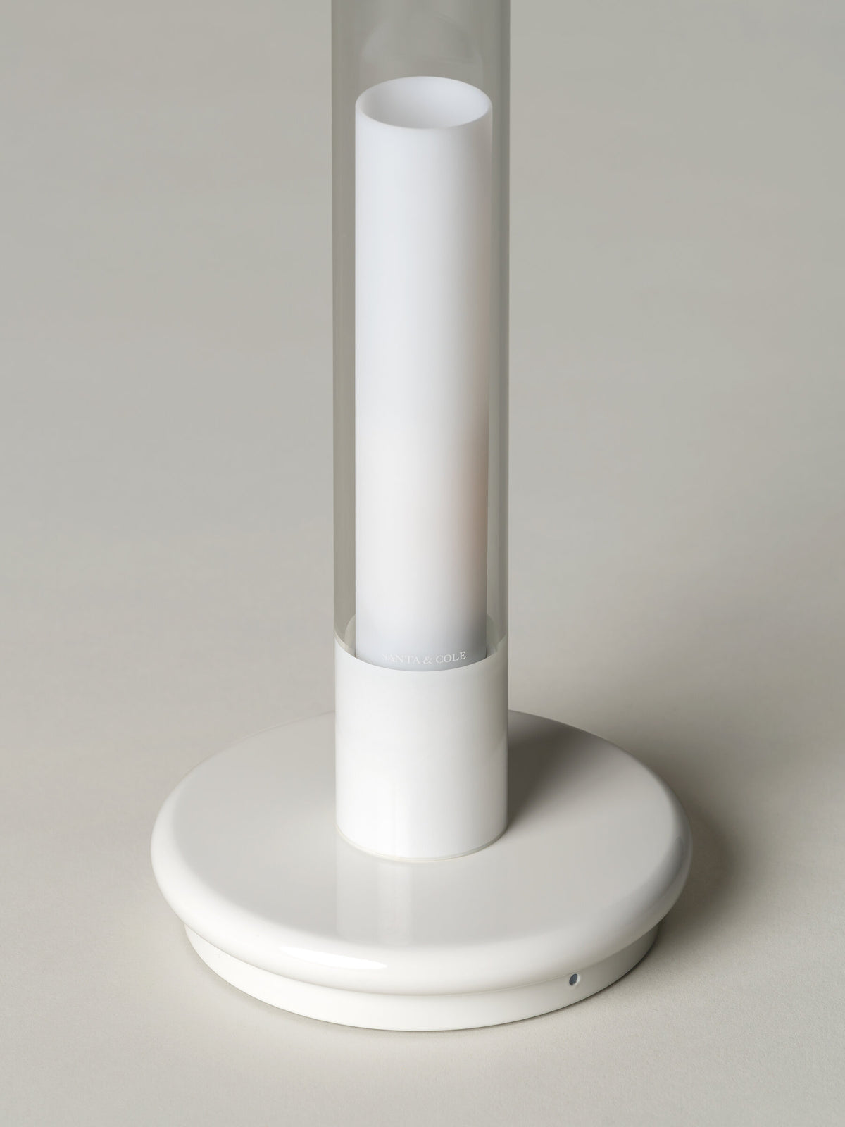 Sylvestrina Table