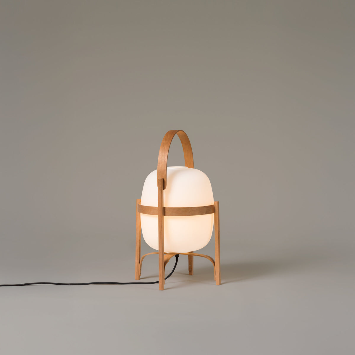Cesta Table