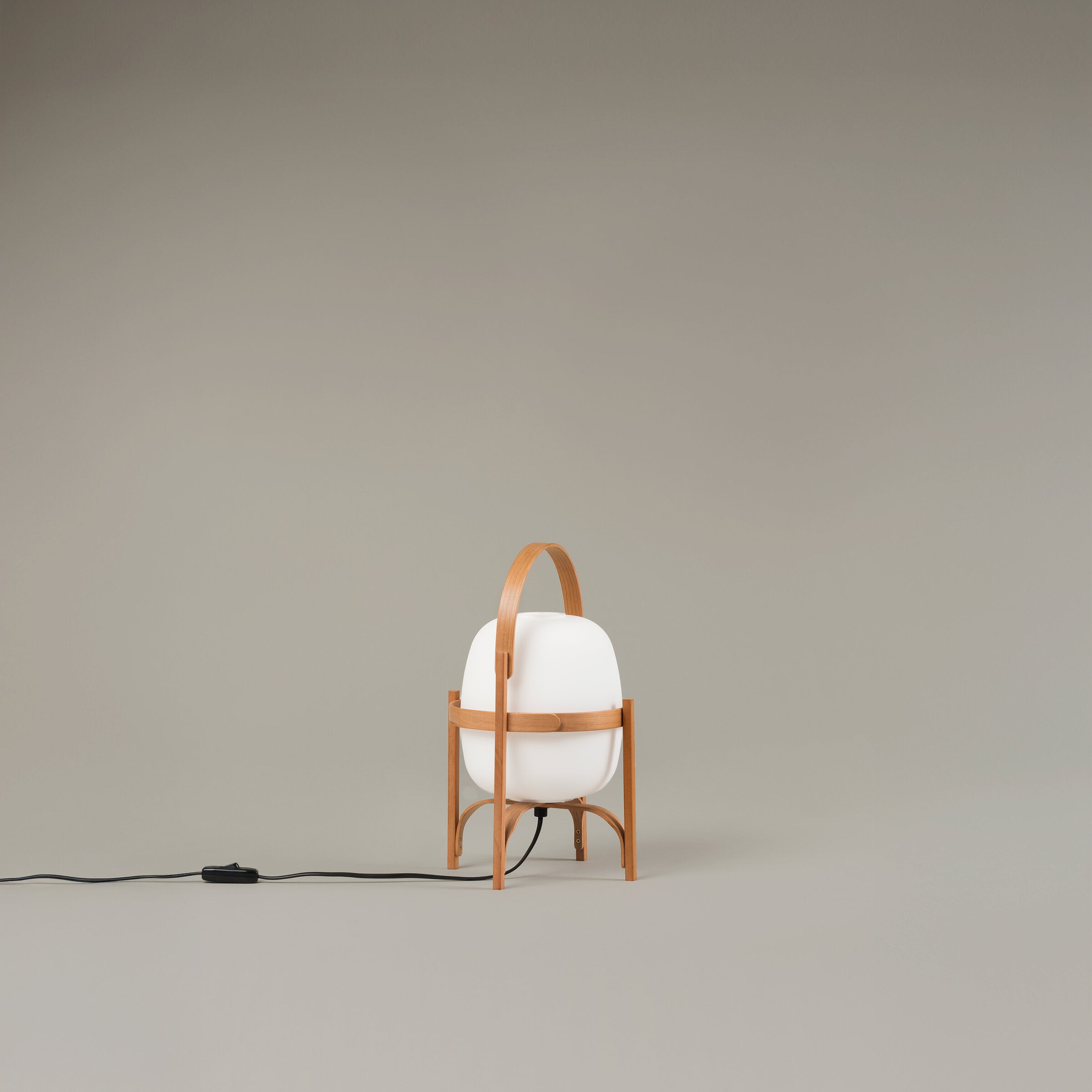 Cestita Table