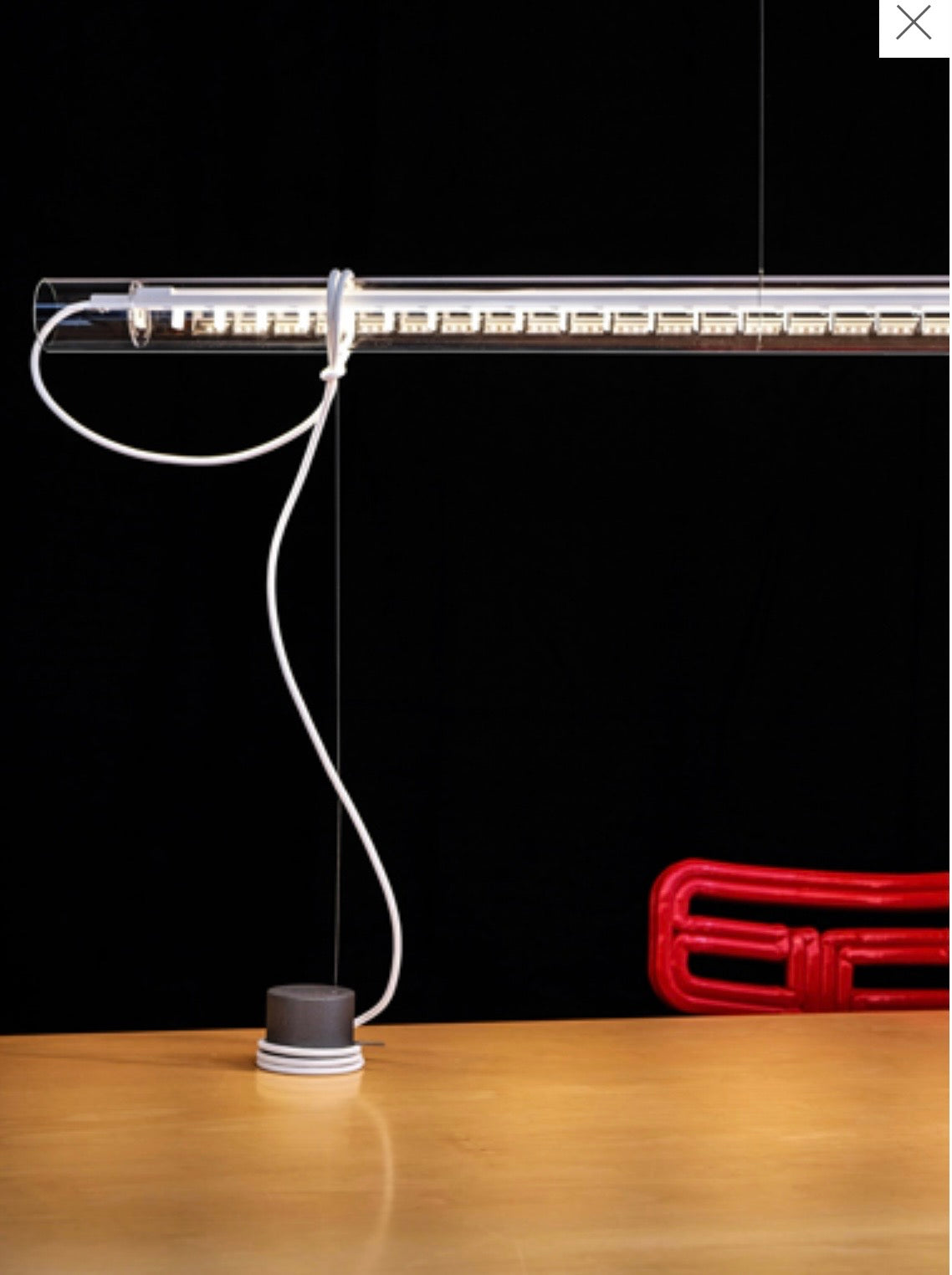 Tubular Balance tavolo