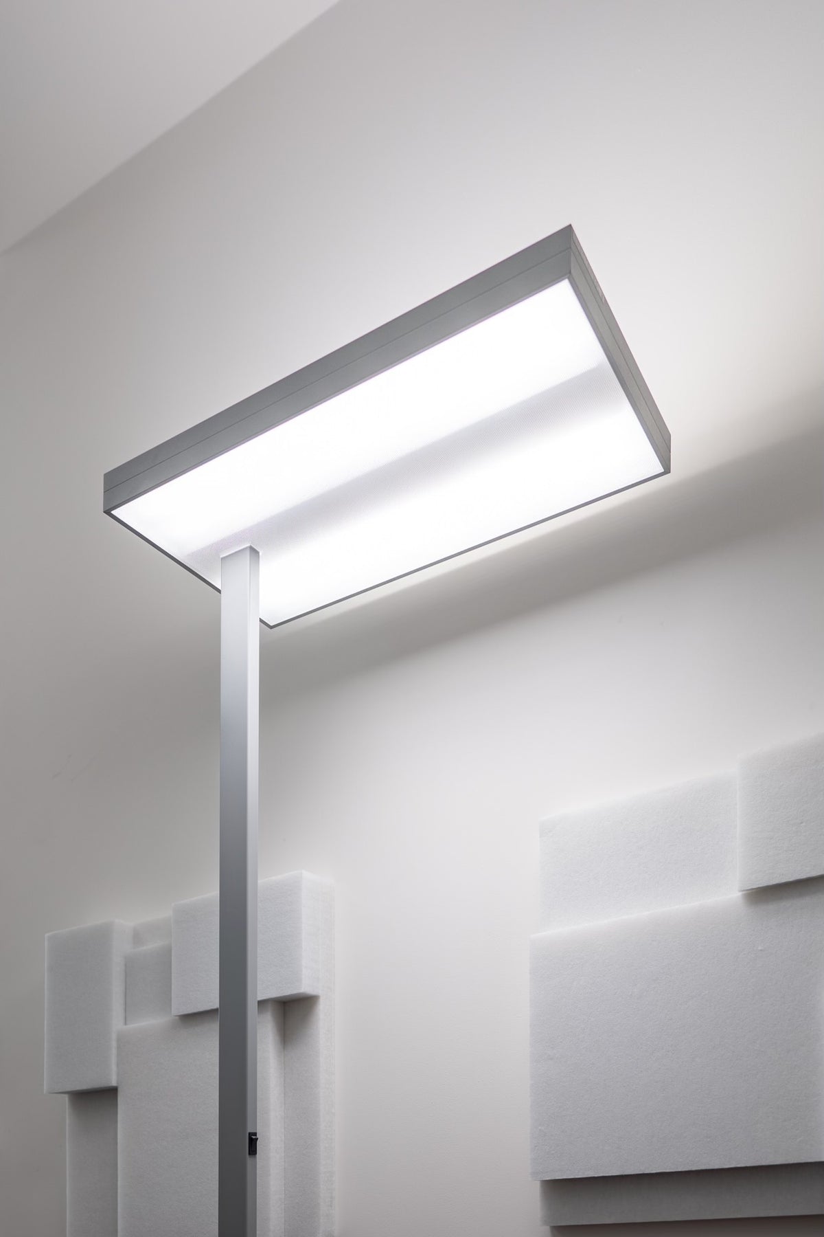 Pro TERRA stojací plnospektrální prokognitivní LED lampa