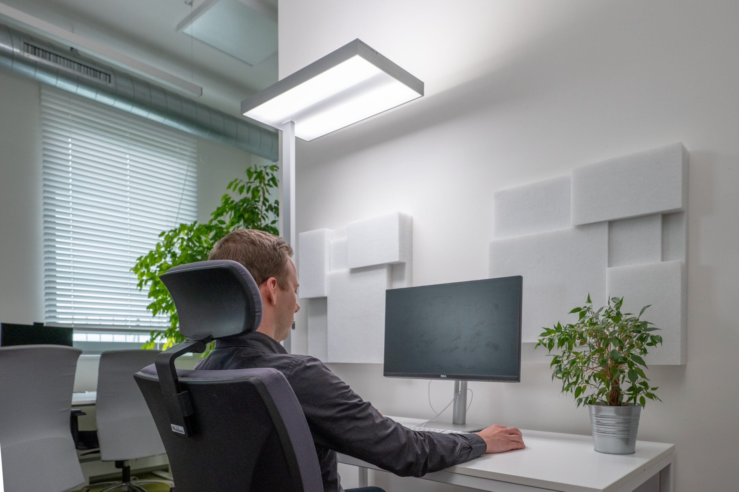 Pro TERRA stojací plnospektrální prokognitivní LED lampa