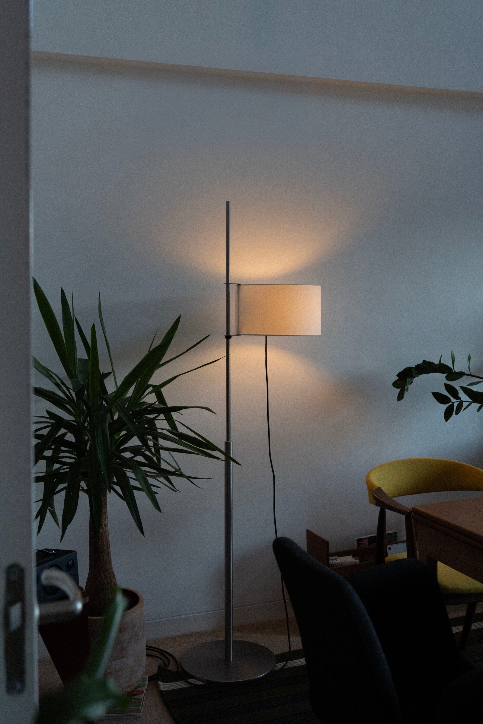 TMD - stojací lampa - Santa Cole