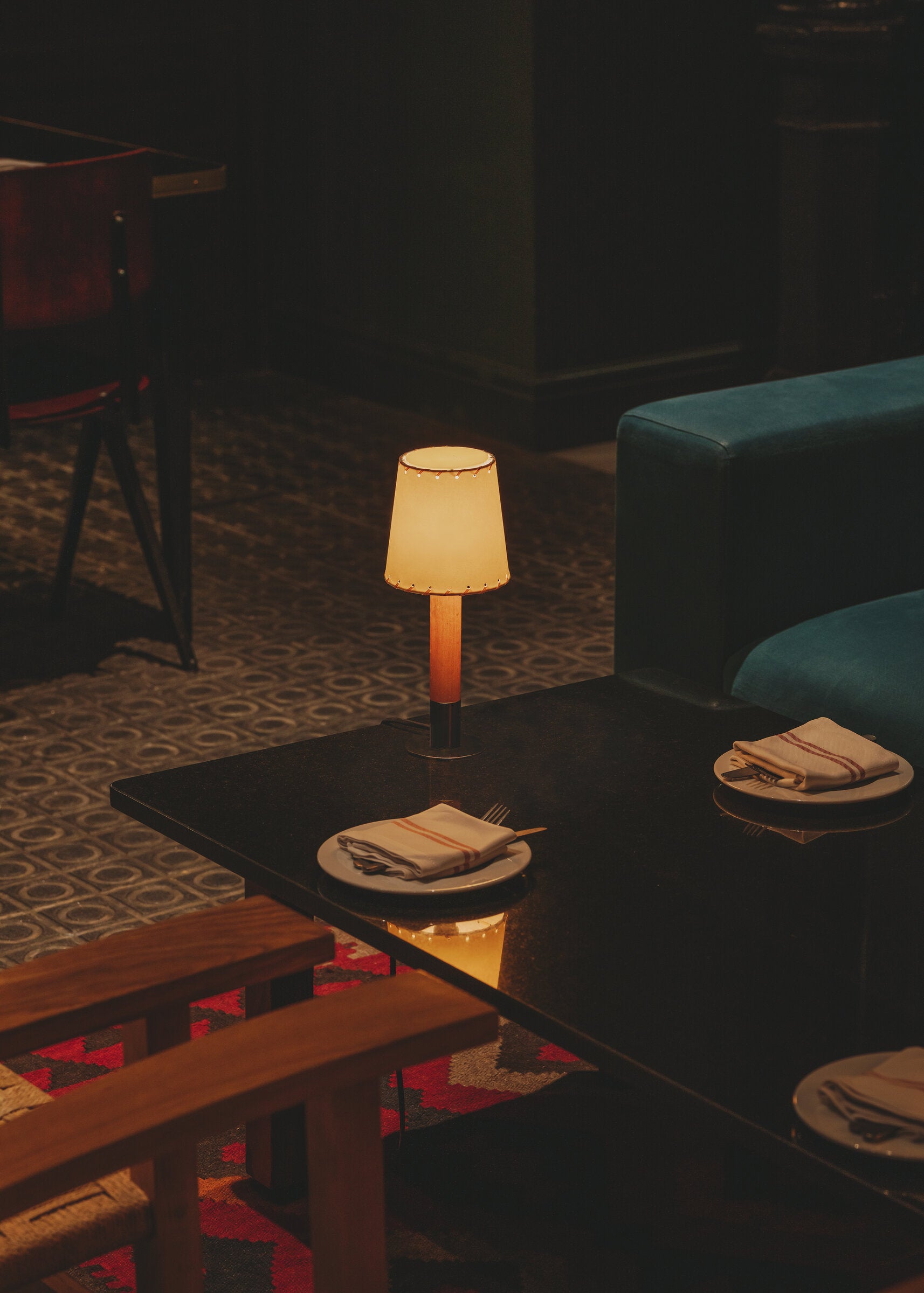 Básica Mínima - stolní lampa - Santa Cole